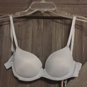 Lightly lined PINK Victoria’s secret bra